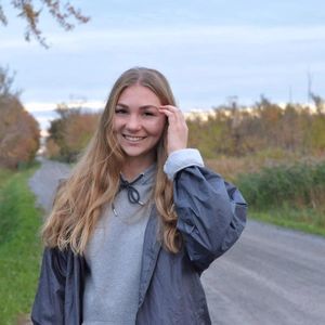 Meet your Posher, Amélie